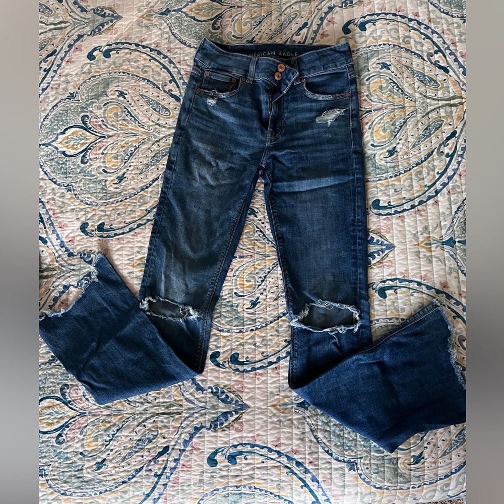 American Eagle Outfitters Dark Blue Denim Jeans with Copper Buttons